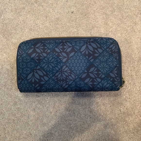 New wallet - Picture 2 of 4